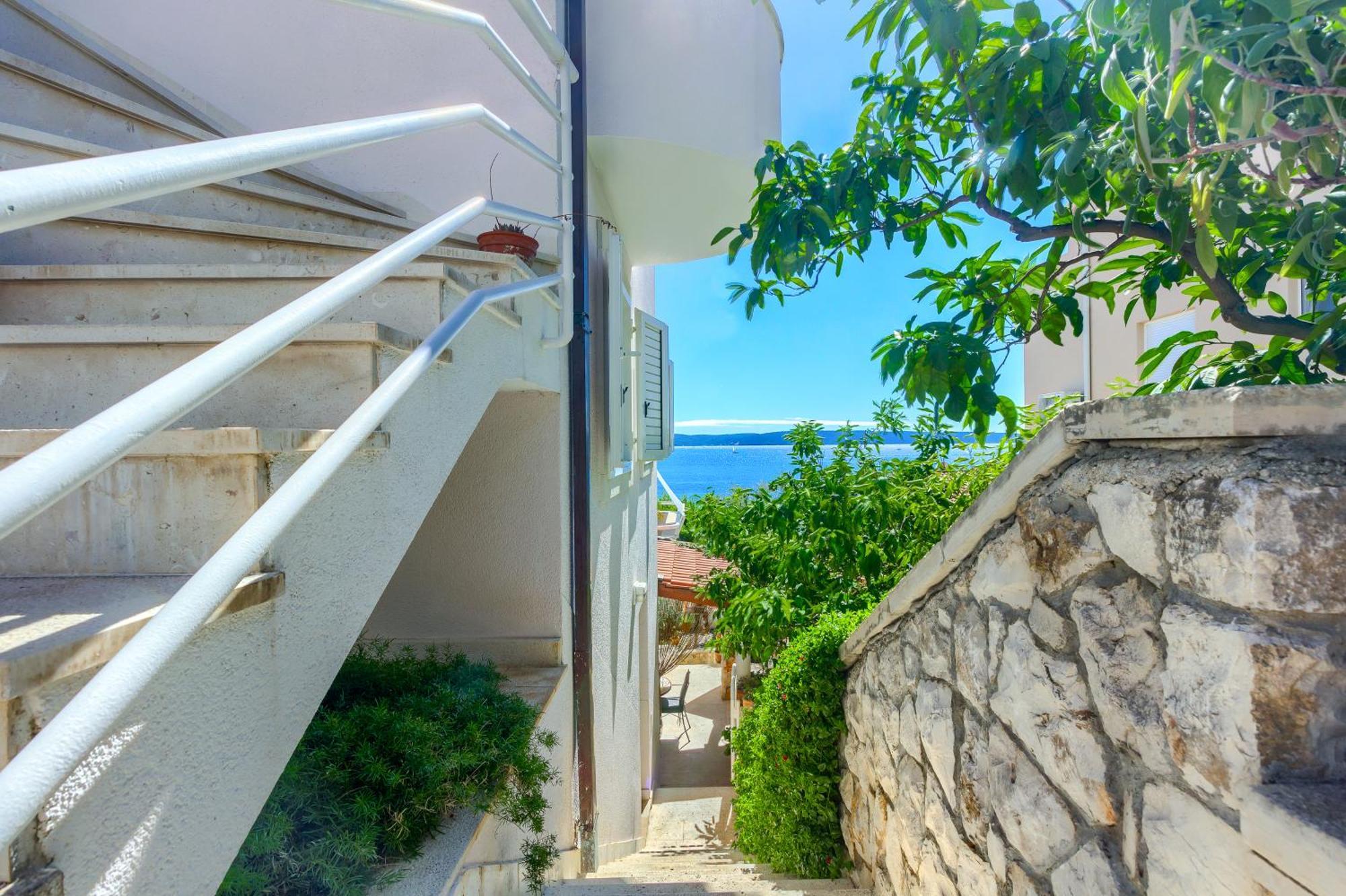 Apartments Meri Trogir Buitenkant foto