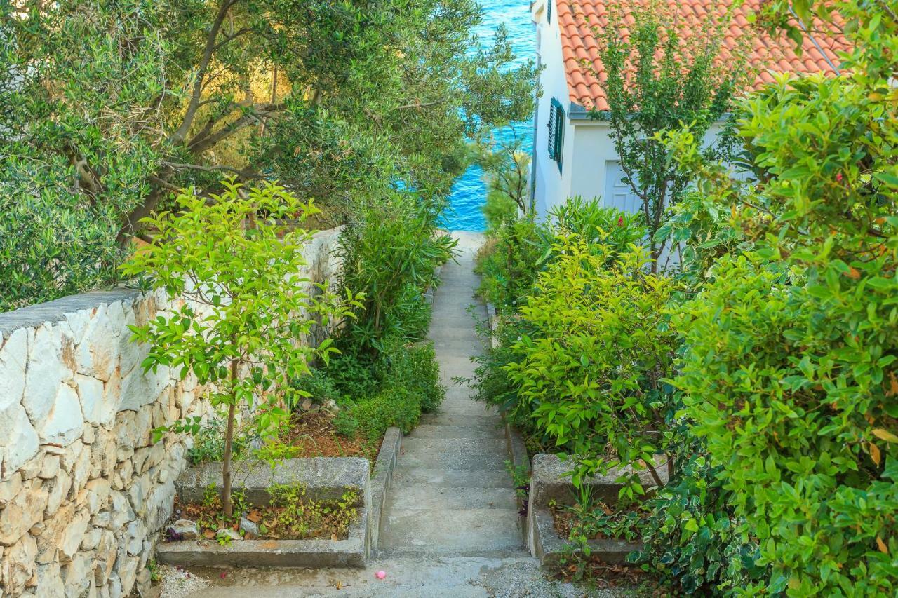 Apartments Meri Trogir Buitenkant foto